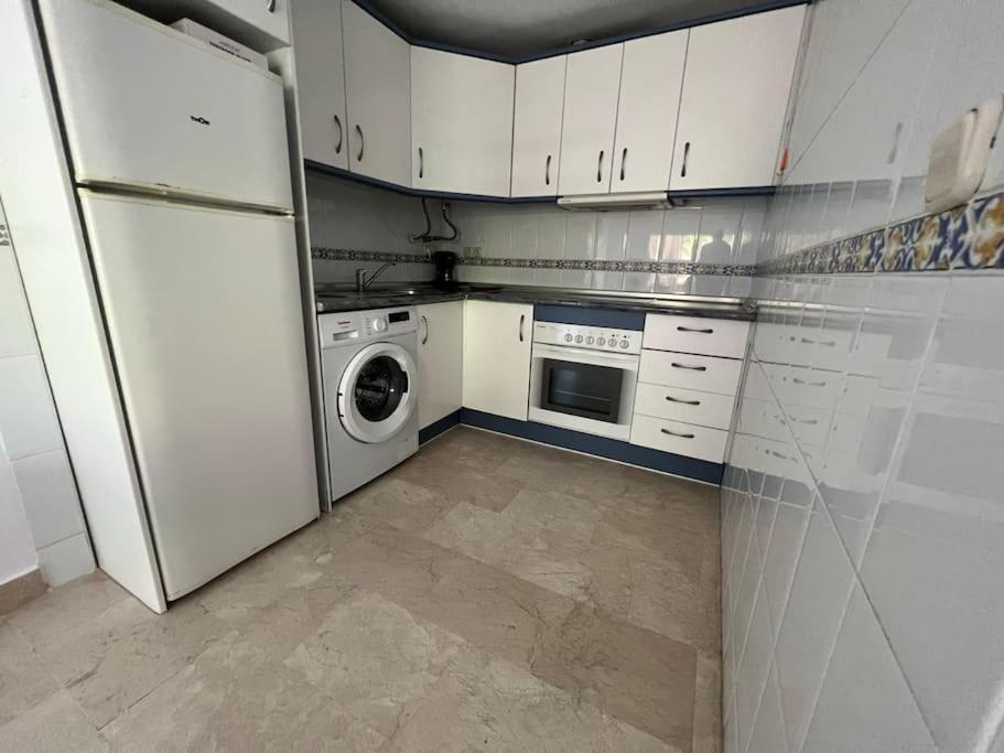 Acogedor Apartamento En Playa De Los Boliches فوينخيرولا المظهر الخارجي الصورة